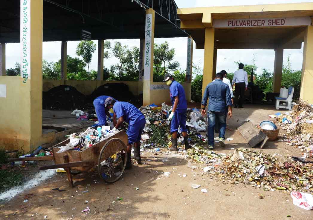 India-Waste-1