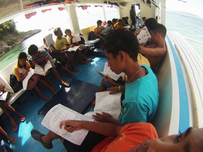 Students on the Berge Apo